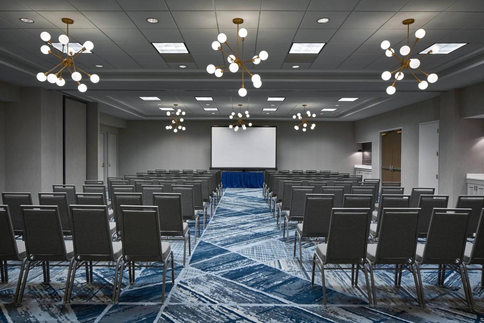 Delta Hotels By Marriott Norfolk Airport Εξωτερικό φωτογραφία