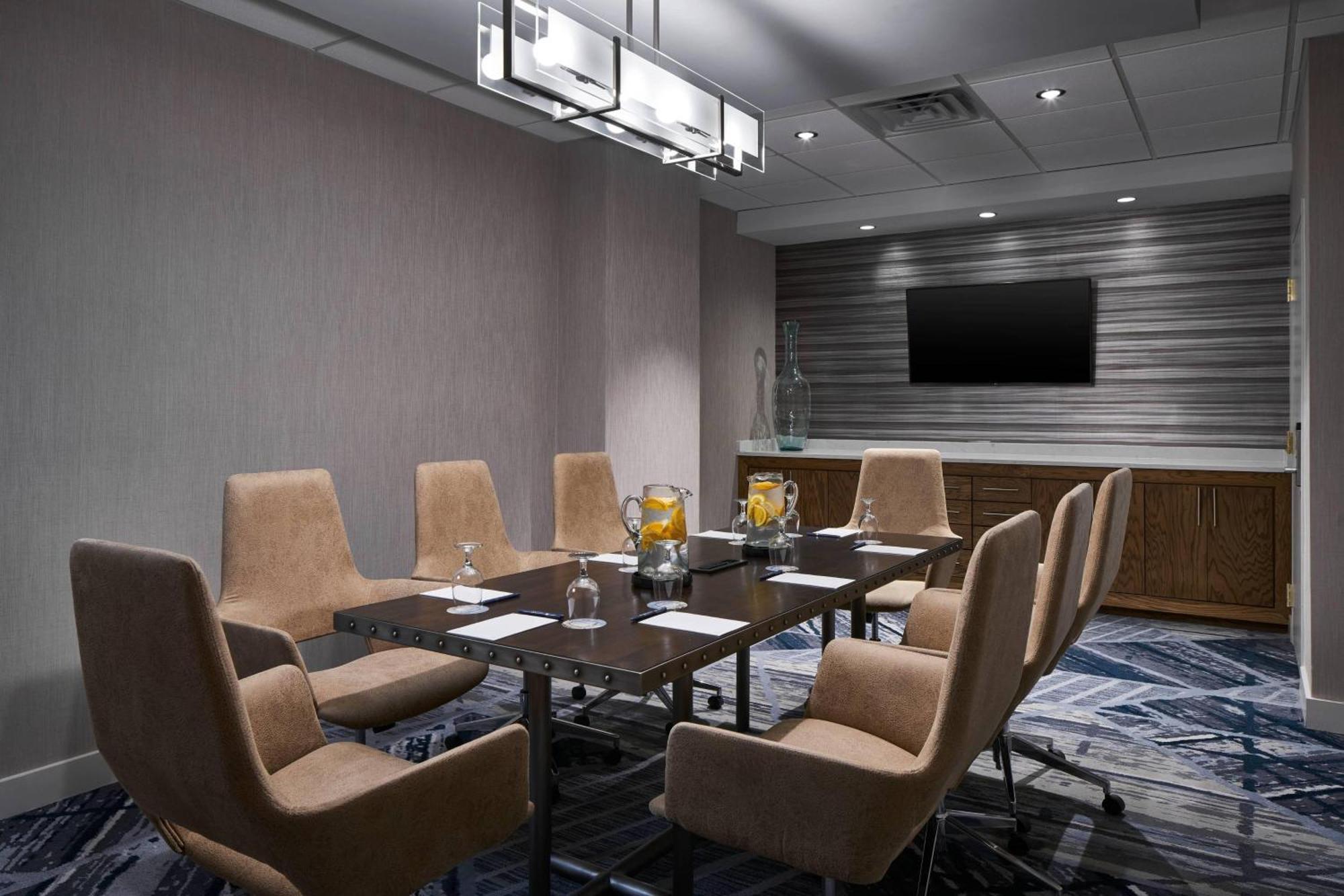Delta Hotels By Marriott Norfolk Airport Εξωτερικό φωτογραφία