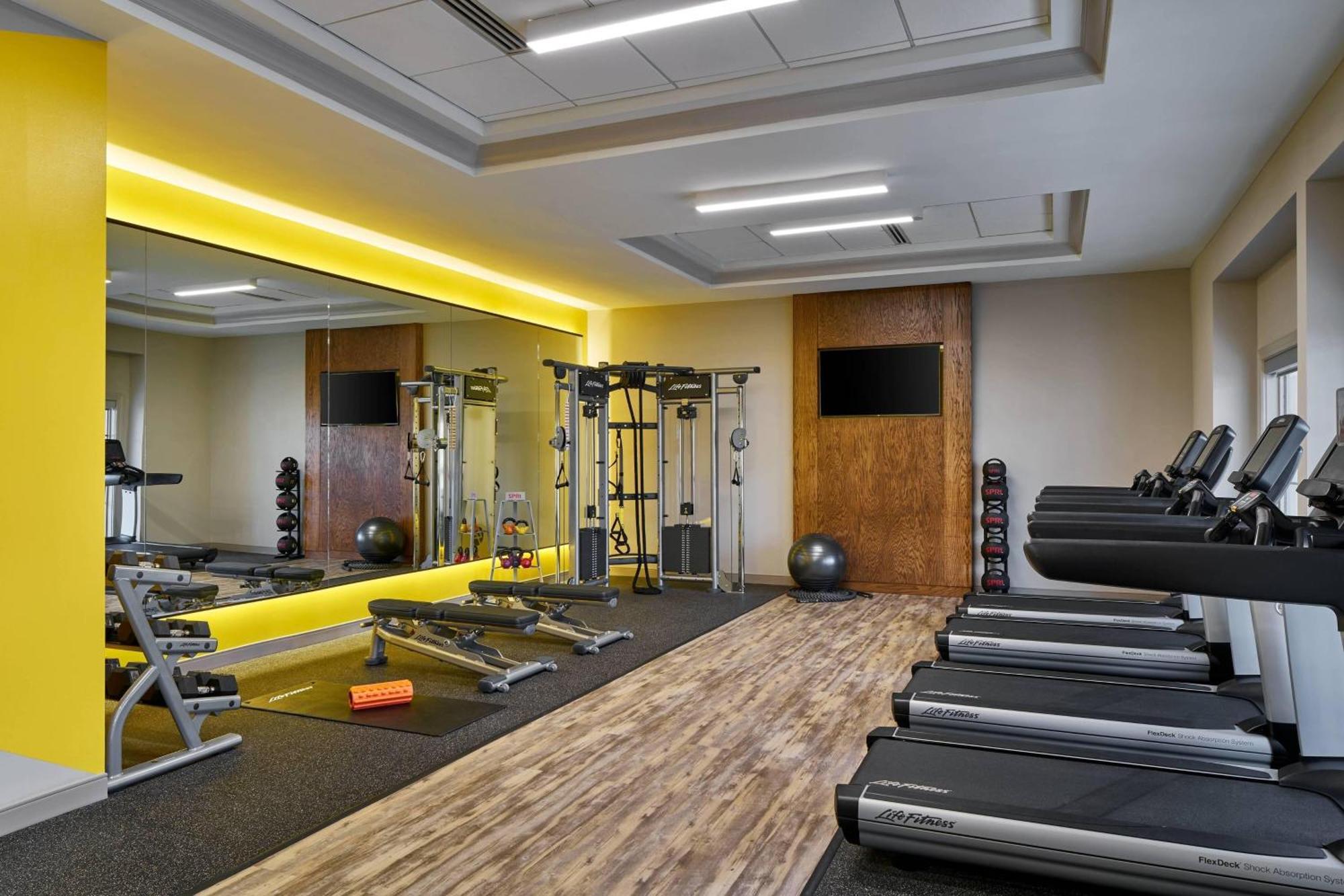 Delta Hotels By Marriott Norfolk Airport Εξωτερικό φωτογραφία