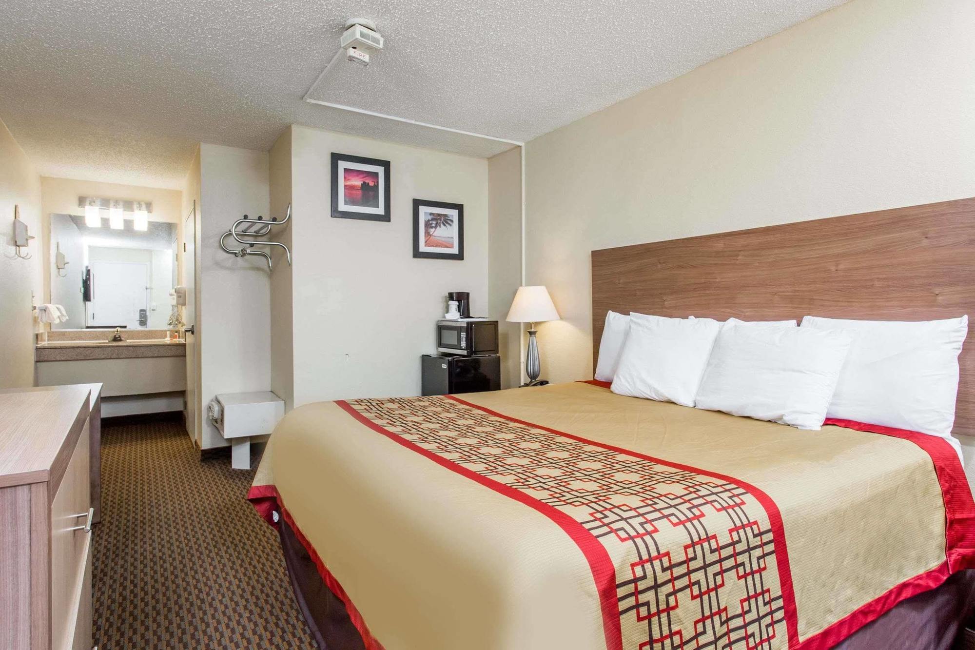 Delta Hotels By Marriott Norfolk Airport Εξωτερικό φωτογραφία
